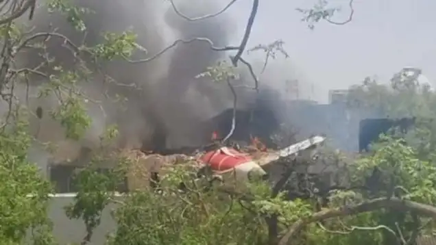 टेक-आफ के बाद ही क्रैश हुए प्लेन, इसमें सवार थे पूर्व CM, यात्रियों की लिस्ट आई सामने