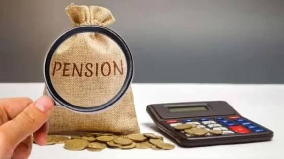 3 लाख से अधिक बुजुर्गों की रोकी गई पेंशन, इस कारण से आई है परेशानी