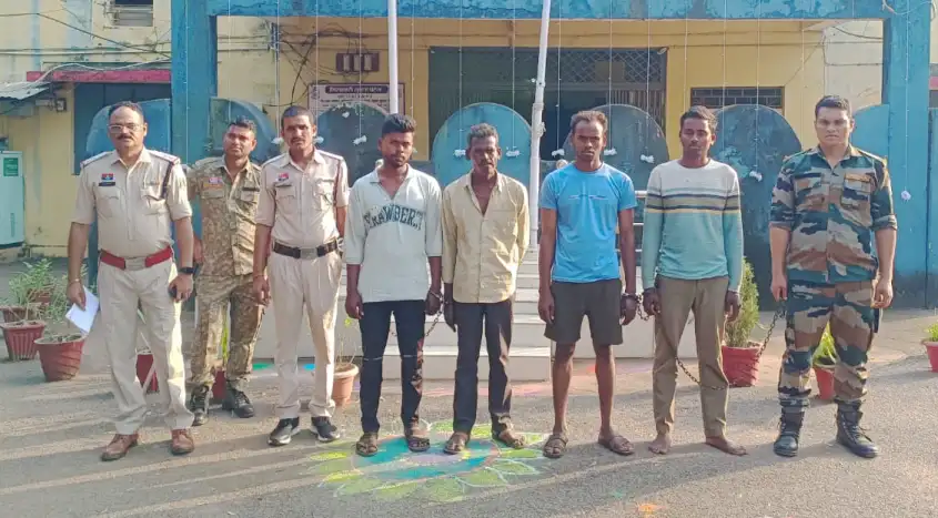 पुरानी रंजिश में धारदार टंगिया से हमला करने वाले चार आरोपी गिरफ्तार, जेल भेजे गए