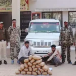 CG NEWS : बोलेरो के अन्दर सीक्रेट चैंबर..तस्करी हो रही थी 25 लाख का गांजा..आये पुलिस की सपड़ में.. CG NEWS: Secret chamber inside Bolero...Ganja worth Rs 25 lakh was being smuggled...caught in the police trap...