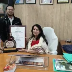 इन्दिरा कला संगीत विश्वविद्यालय के छात्र सचिन को मुख्यमंत्री ने किया ‘युवा रत्न सम्मान’ से सम्मानित