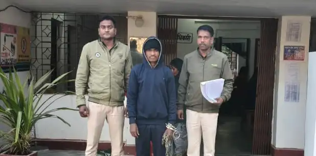 जीजा ने साले की हत्या कर साक्ष्य छुपाने जलाया पेट्रोल से, आरोपी गिरफ्तार Brother-in-law murdered brother-in-law and burnt him with petrol to hide evidence, accused arrested