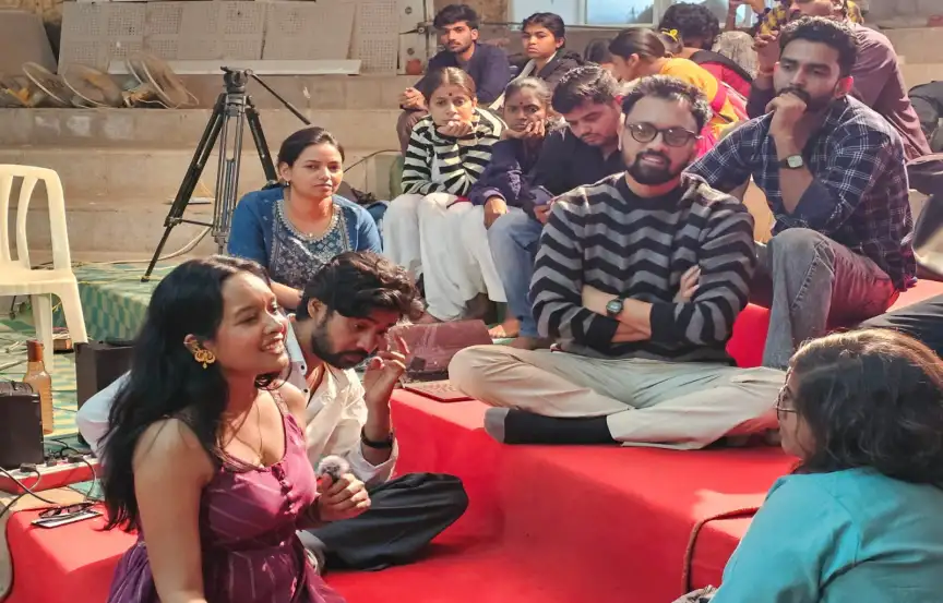 नाट्य विभाग में एक दिवसीय वर्कशॉप सम्पन्न ,नीरज ने निर्दशन सुरभि और ,यशवन्त ने बताये एक्टिंग के गुर