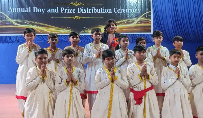 राइजिंग स्टार स्कूल का वार्षिक उत्सव एवं पुरस्कार वितरण समारोह, बच्चों ने दी रंगारंग प्रस्तुति