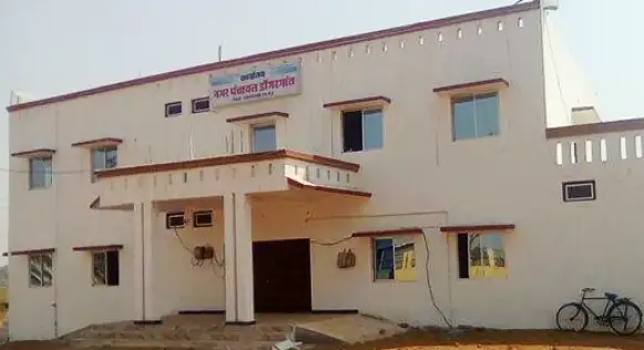 नगर पंचायत को 147 यूनिट पर 1.36 लाख का बिल थमाया तो विवाद शुरू