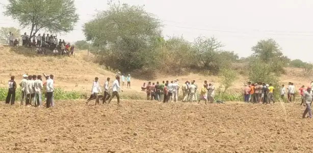 नदी में तैरता मिला चार दिनों से लापता बुजुर्ग महिला का शव