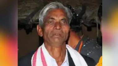 An elderly man who had gone for a walk was hit by a speeding bike and died.टहलने निकले बुजुर्ग को तेज रफ्तार बाइक ने मारी टक्कर, हुई मौत