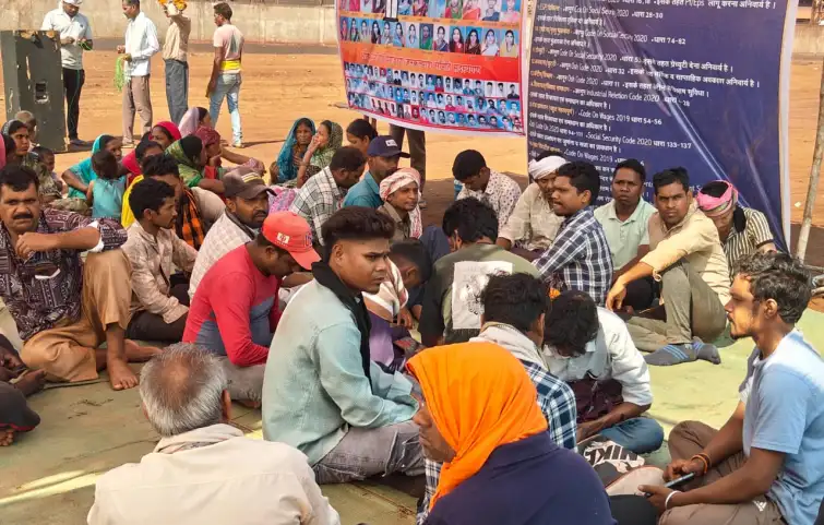 BSP जमीन में निजी प्लांट जगन्नाथ स्टील पावर प्लांट को लेकर ग्रामीणों का प्रदर्शन, अवैध संचालन के आरोप