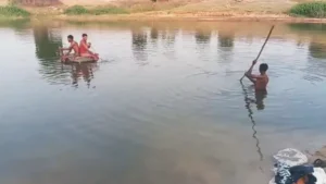While bathing in a dam, the pregnant mother jumped into the dam to save her daughter, resulting in their death. डेम में नहाते हुए बेटी के फिसले पैर, बेटी को बचाने गर्भवती मां कूद गई डेम में, दोनों की हुई मौत 
