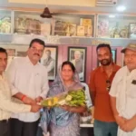 approved from the MLA fund for the expansion of the Goldsmith Society building, the society felicitated MLA Yashoda Verma स्वर्णकार समाज भवन विस्तार के लिए विधायक निधि से 3 लाख रुपये स्वीकृत, विधायक यशोदा वर्मा का समाज ने किया अभिनंदन