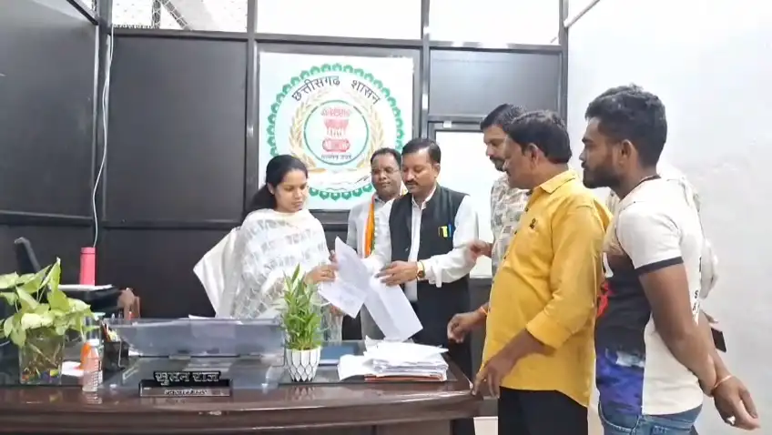पालिका में ₹1.31 करोड़ की खरीदी पर मोर्चा, ठोस अपशिष्ट प्रबंधन सामग्री की तकनीकी जांच कराने और भुगतान रोकने की उठाई मांग