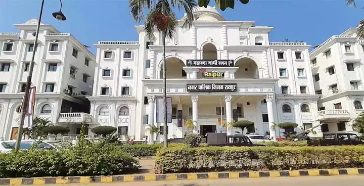 रायपुर नगर निगम: 10 जोनों में पोस्टर लगाने के लिए स्थान तय, उल्लघन पर भारी जुर्माना