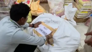जुलाई में बिकने लगा अगस्त की पैकेजिंग वाला पोहा! Poha packaged in August is selling in July! Shubham's Mart's amazing feat