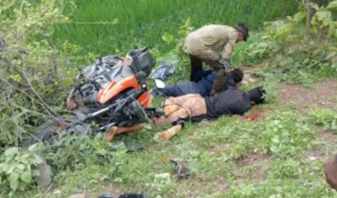 रक्षाबंधन से एक दिन पहले सड़क हादसे में दो सगे भाइयों की मौत, गांव में पसरा मातम…