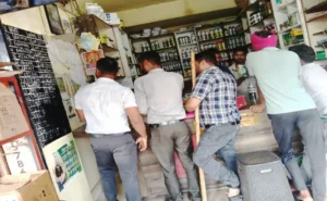 अवैध कीटनाशक भण्डारण एवं विक्रय पर कृषि विभाग की कार्रवाई, दो कृषि केन्द्रों पर विक्रय प्रतिबंध लगाकर किया सीलबंद